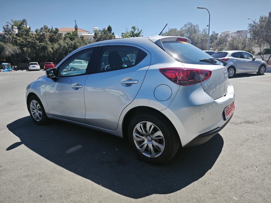 Mazda 2 &mdash; photo 2