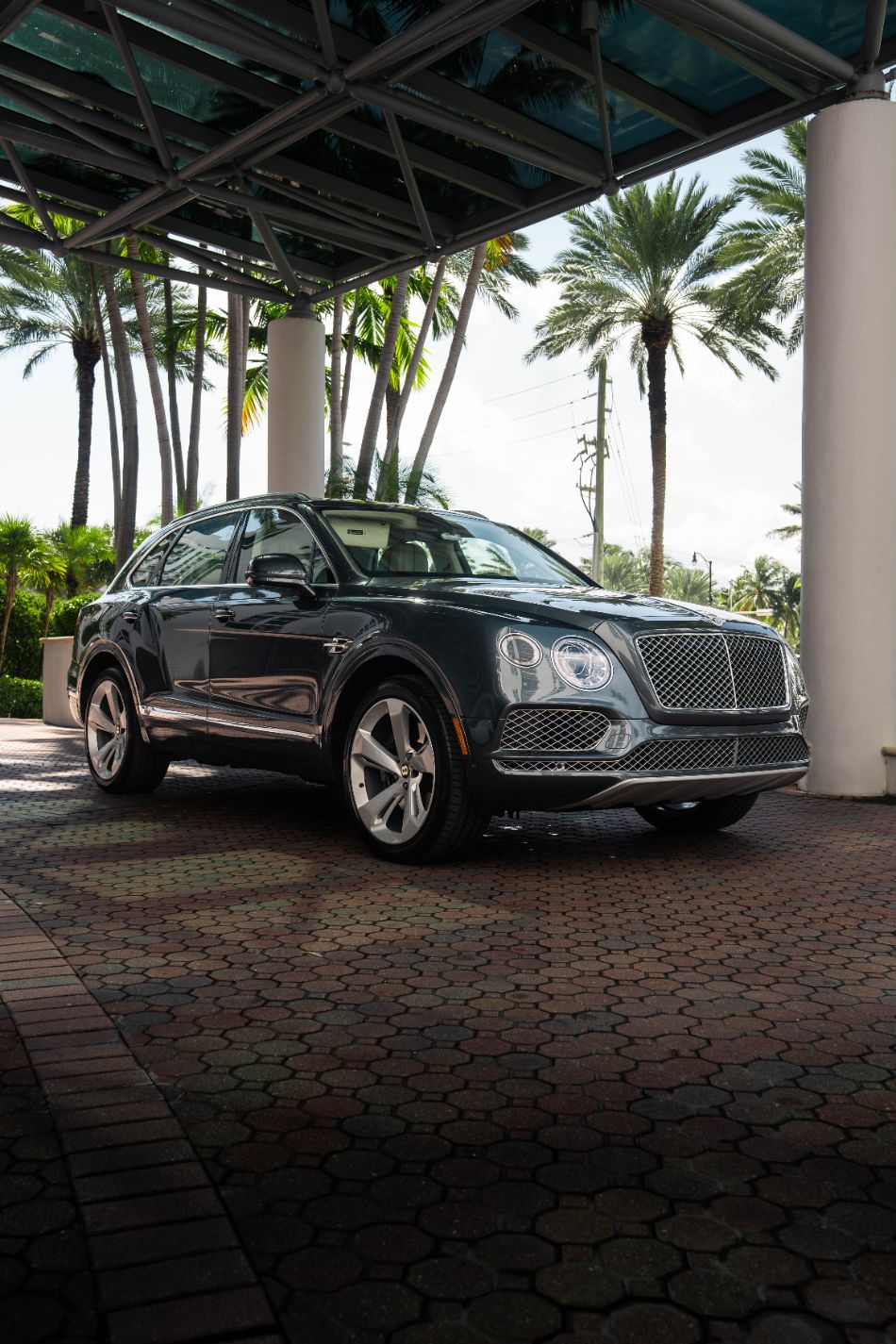 BENTAYGA BENTLEY