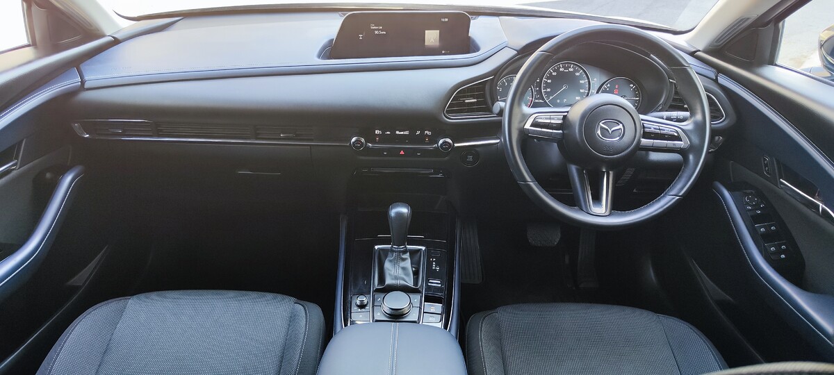 Mazda CX-30 &mdash; Foto 1