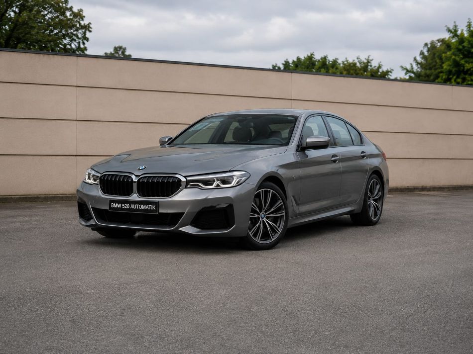 BMW 520