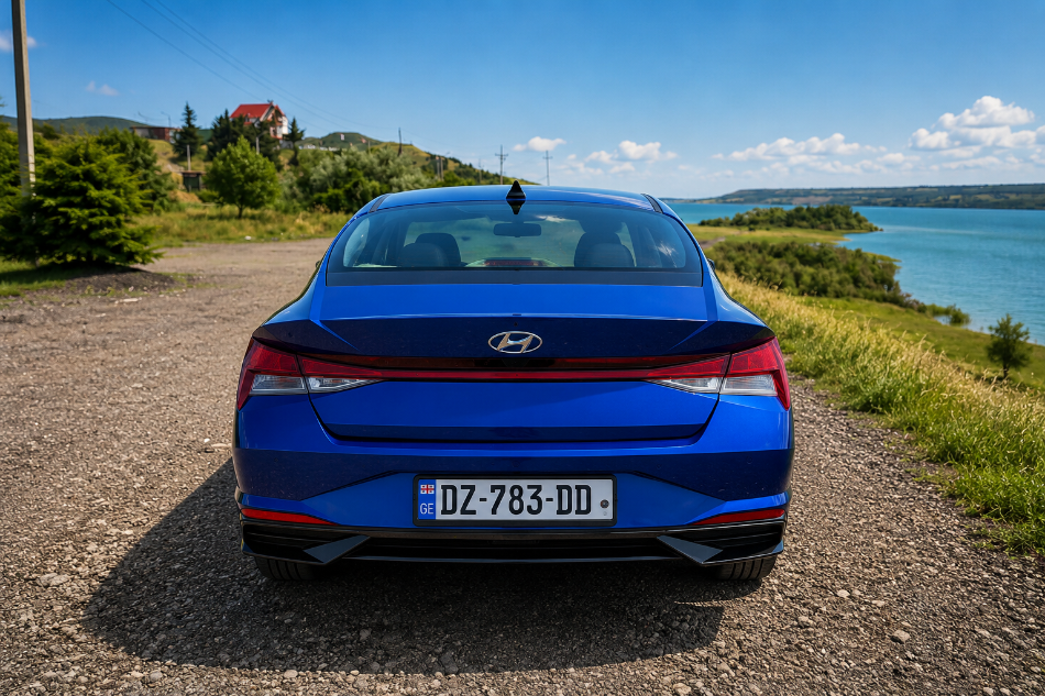 ELANTRA HYUNDAI