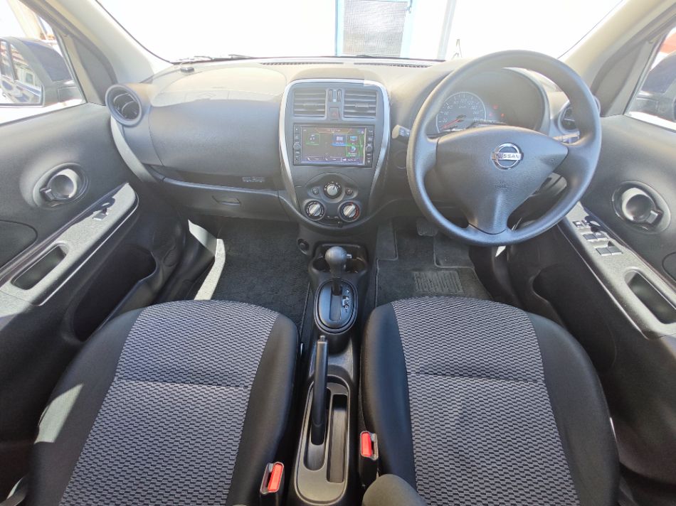 Nissan March — photo 4