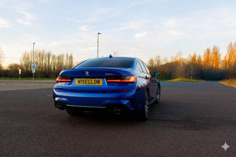 BMW 330E — view 20