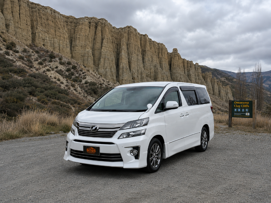 VELLFIRE 8 SEATER TOYOTA