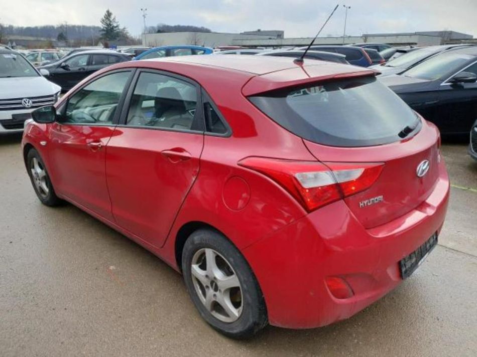 I30 HYUNDAI