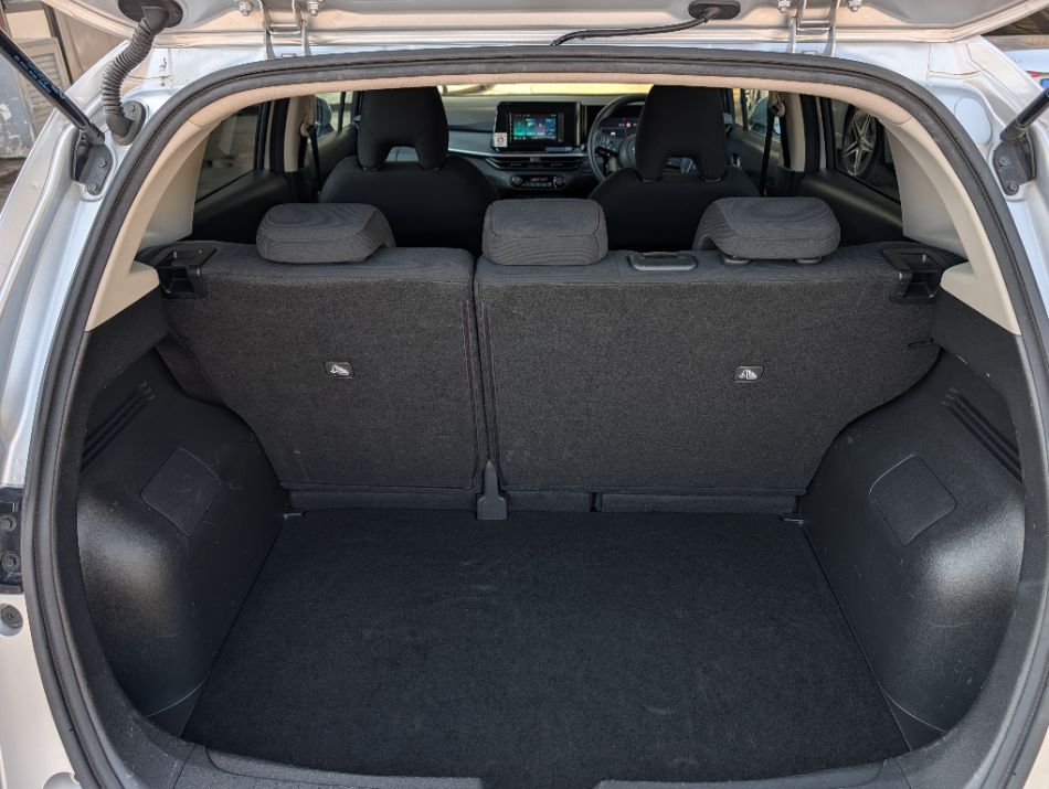 NISSAN NOTE E-POWER photo 4