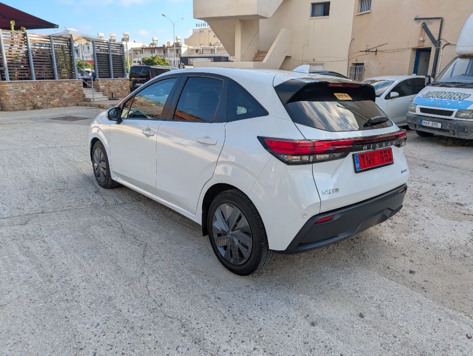 Nissan Note e-POWER &mdash; photo 3