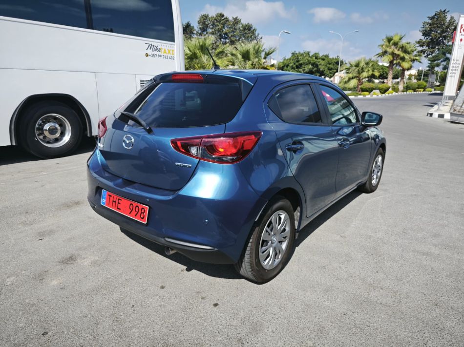 Mazda 2 &mdash; photo 2