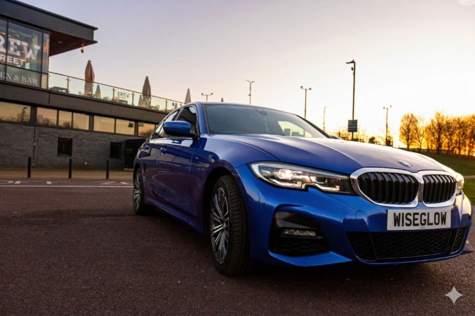BMW 330E — view 21