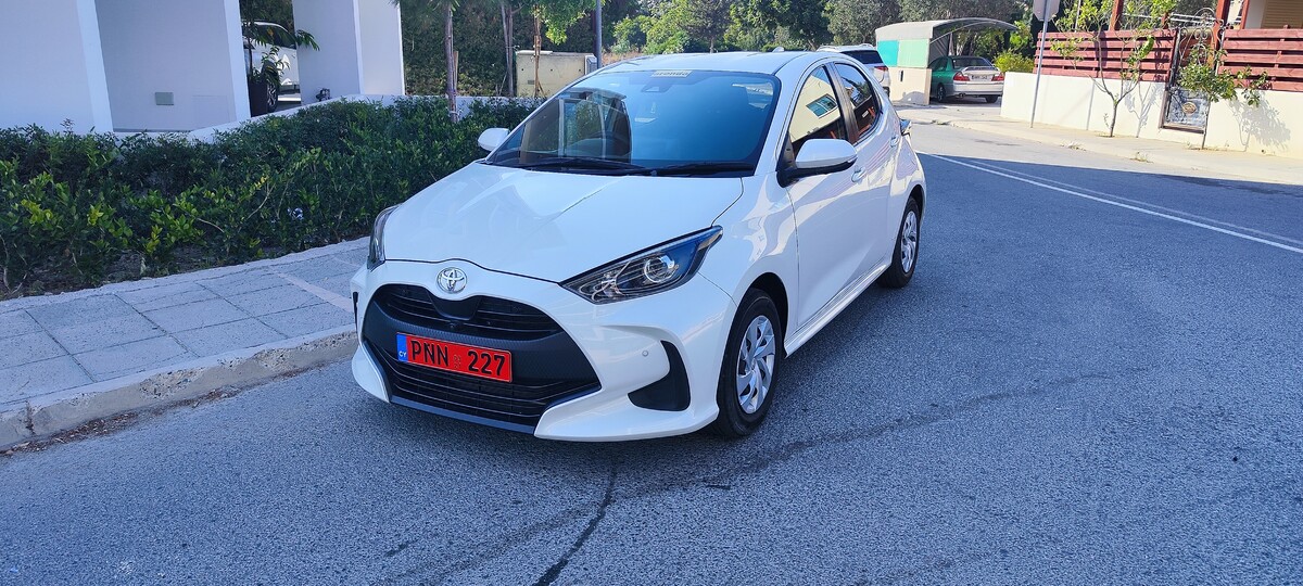 Toyota Yaris &mdash; zdjęcie 2