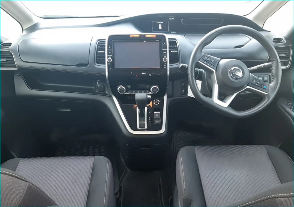 Nissan Serena &mdash; photo 4
